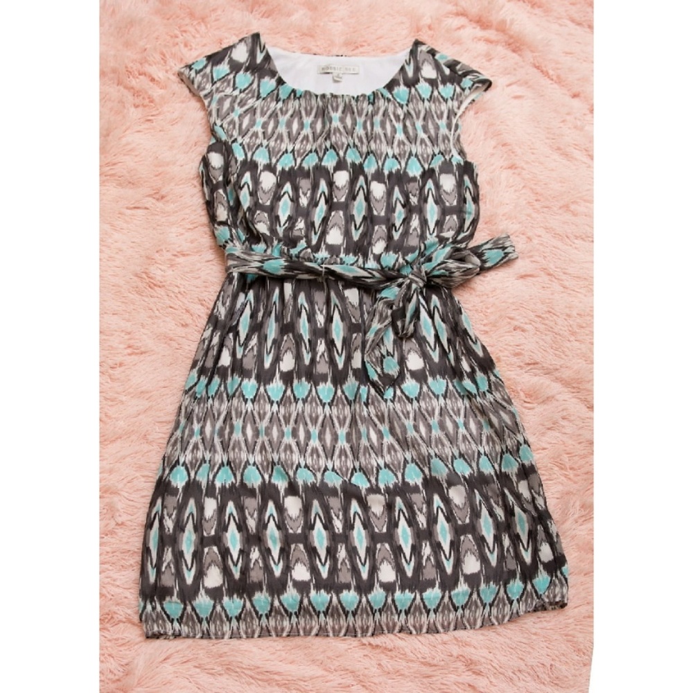 Robbie Bee blouson dress